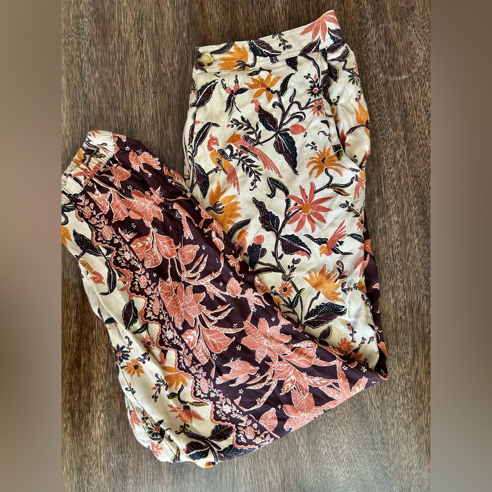 Anthropologie flowy printed pants